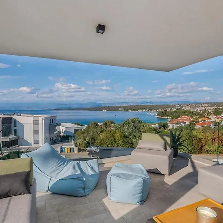 Malipe Penthouse With Sea View