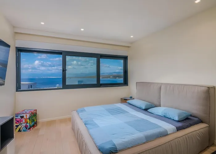 Malipe Penthouse With Sea View Apartment *
