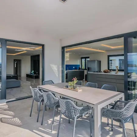 Appartamento Malipe Penthouse With Sea View *